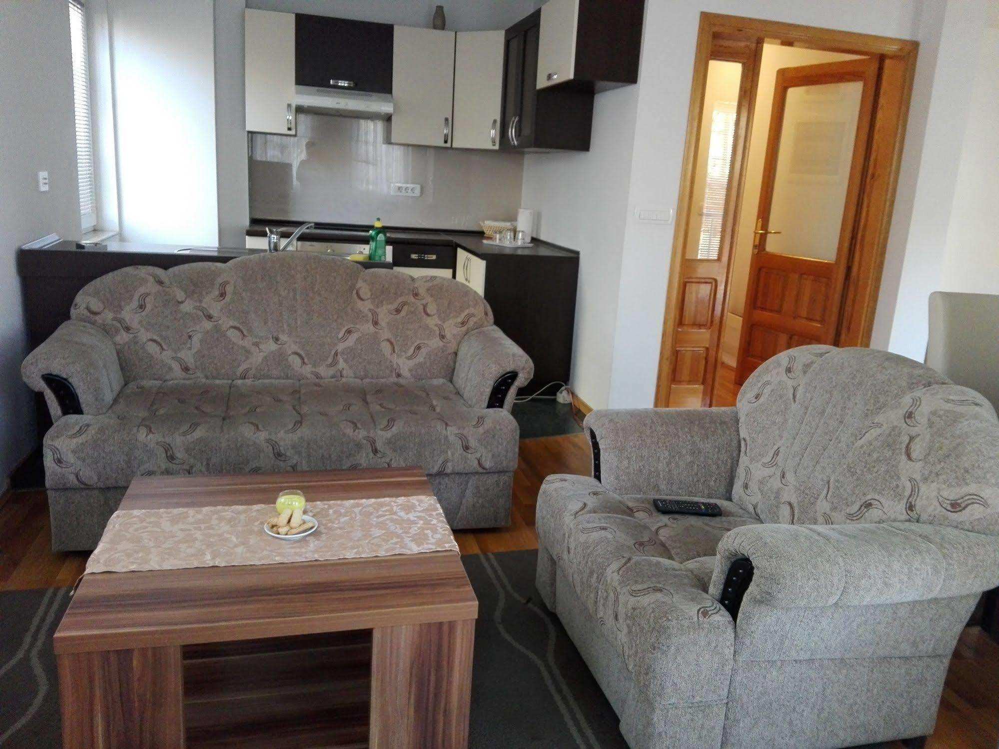 Boutique Saray Bosna Motel Sarajevo Buitenkant foto