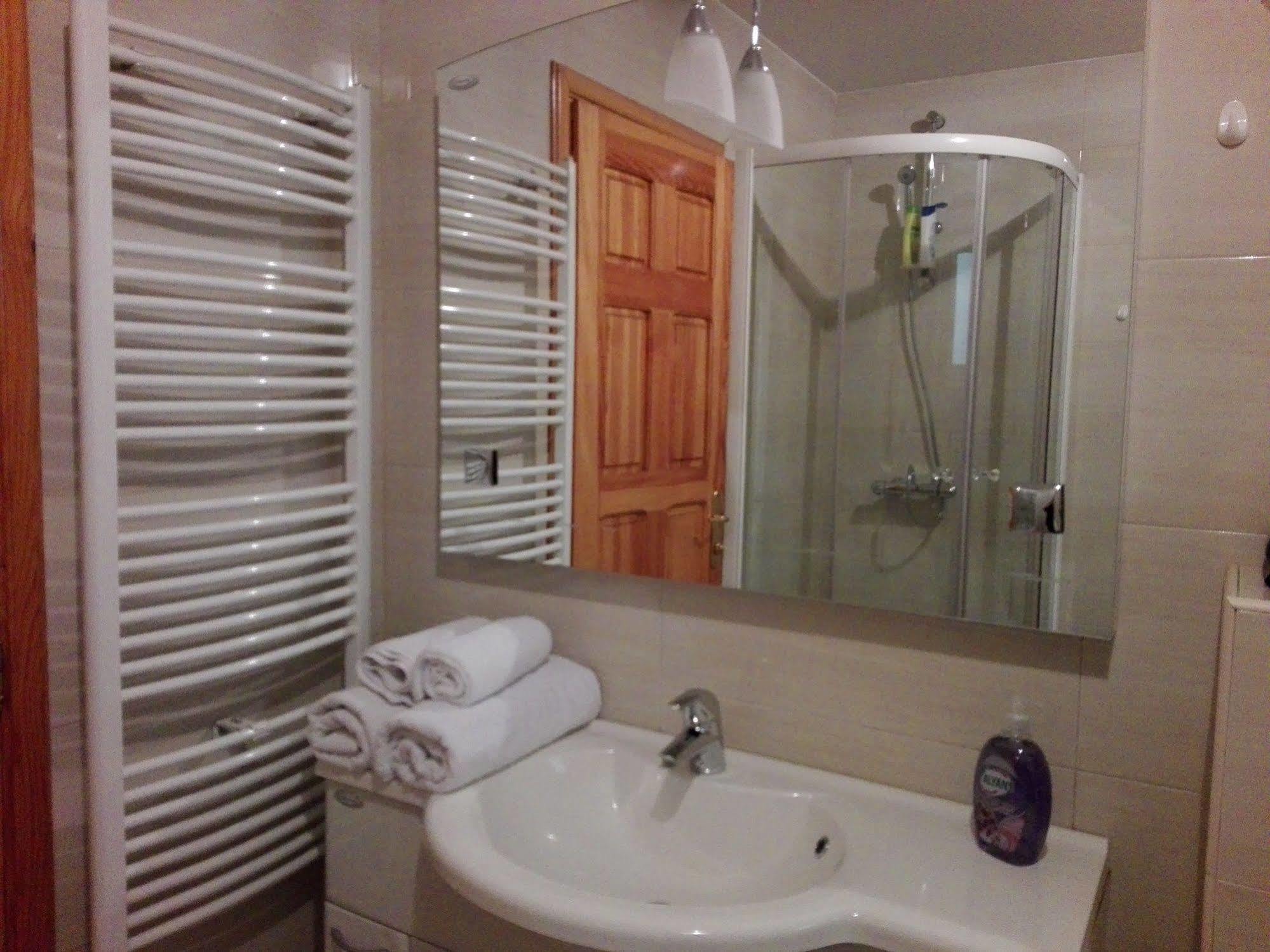 Boutique Saray Bosna Motel Sarajevo Buitenkant foto