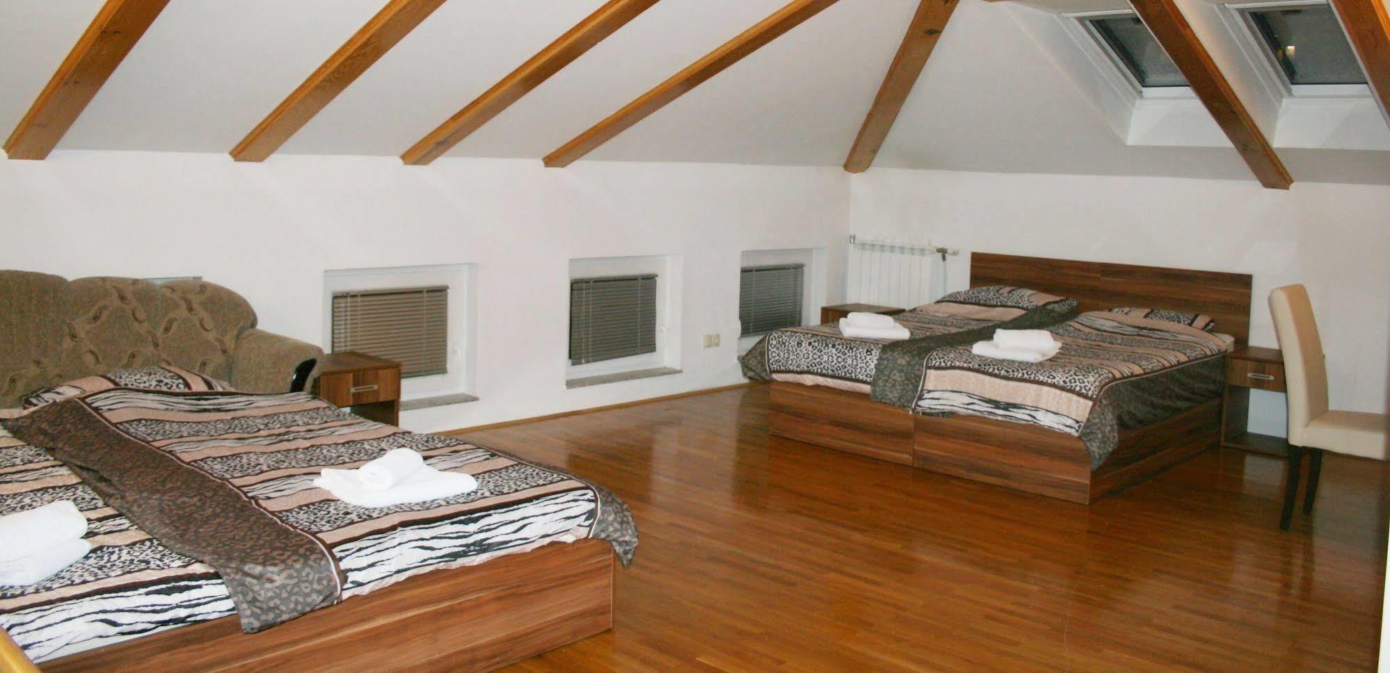 Boutique Saray Bosna Motel Sarajevo Buitenkant foto